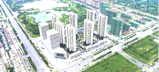 追蓝逐绿 实干争先丨射阳国投集团：办好群众关心的“关键事”